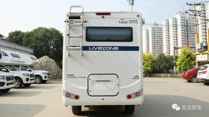 這款房車動力不錯，可以選擇