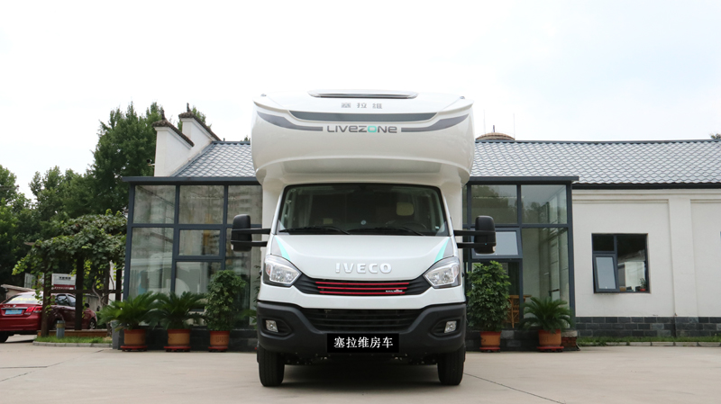 皮卡房車和依維柯房車你會選哪種？