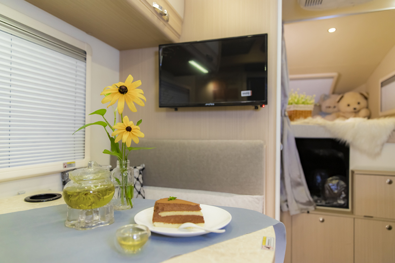 不僅僅動力好,還有上下鋪的房車 不僅僅動力好,還有上下鋪的房車