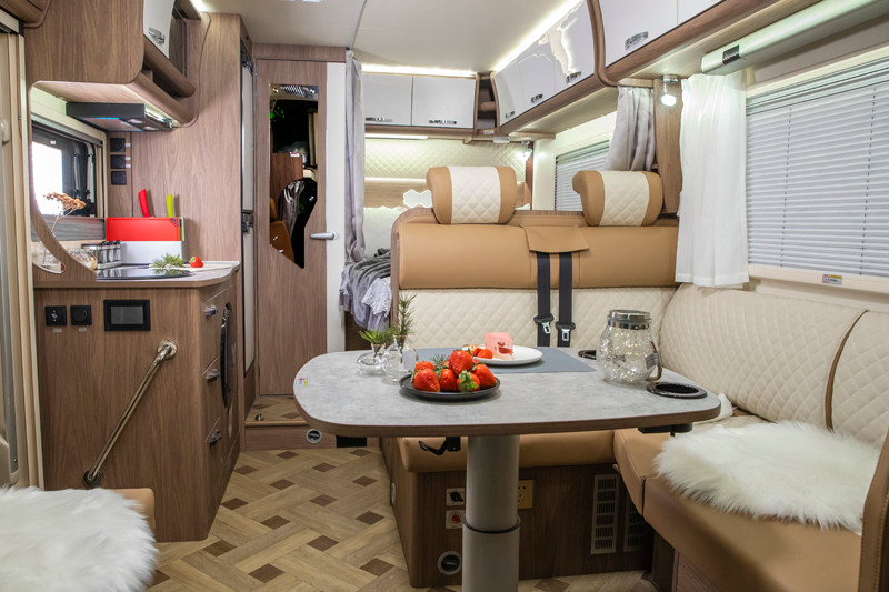 依維柯房車和皮卡房車到底怎么選? 依維柯房車和皮卡房車到底怎么選?