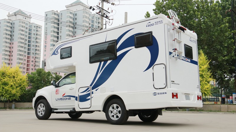 大床、大客廳得房車，四驅、動力好