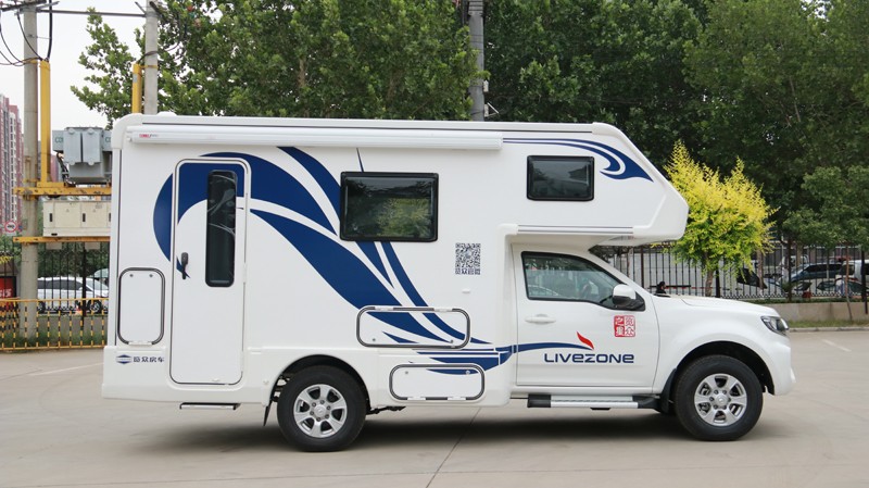 大床、大客廳得房車，四驅、動力好