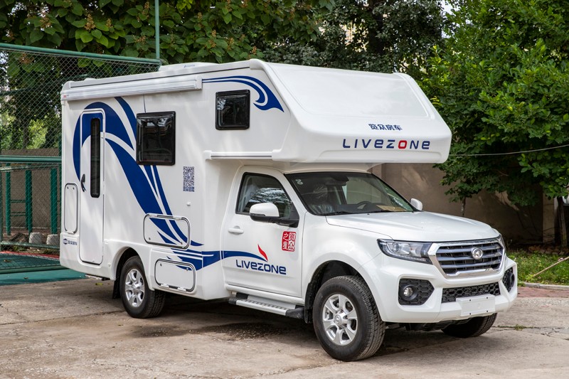 大床睡得才舒服，這款房車必須選