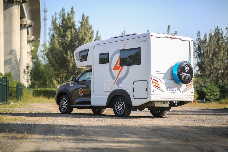 四驅(qū)強(qiáng)者,這幾款房車(chē)無(wú)畏崎嶇 四驅(qū)強(qiáng)者,這幾款房車(chē)無(wú)畏崎嶇