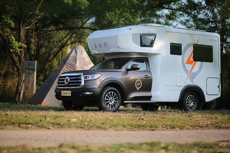 四驅(qū)強(qiáng)者,這幾款房車(chē)無(wú)畏崎嶇 四驅(qū)強(qiáng)者,這幾款房車(chē)無(wú)畏崎嶇