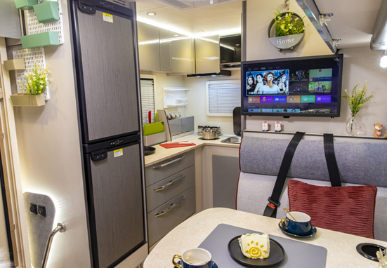 皮卡房車皮實(shí)耐用、功能齊全