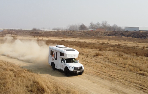 自由炮自動(dòng)檔、四驅(qū)房車，值得選擇